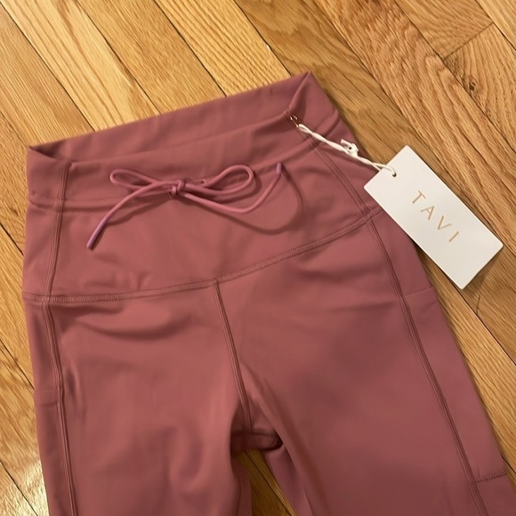 TAVI 7/8 TIE WAIST POCKET PINK LEGGINGS - SIZE S or 25 - Picture 6 of 9